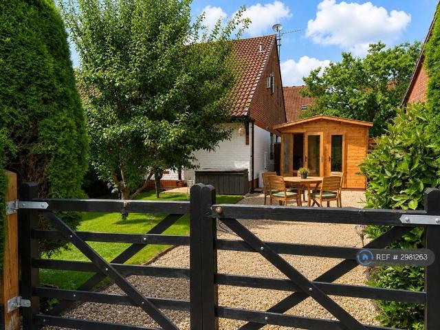 House for rent in Woking, Surrey