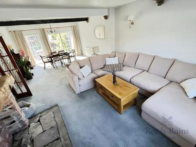 House for rent in Handforth, Cheshire East