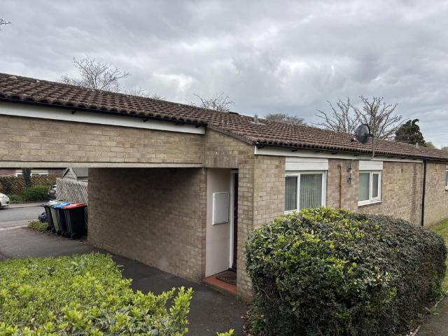 House for rent in Wolverton and Greenleys, Old Wolverton