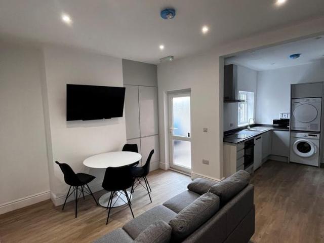 House for rent in Pye Green, Chadsmoor