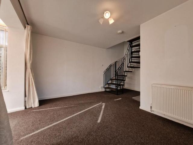 House for rent in Ingol, Preston