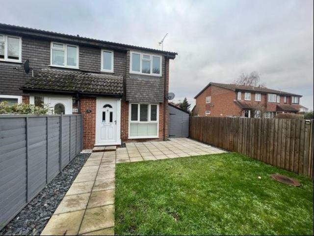 House for rent in Littleton Common, Lower Halliford