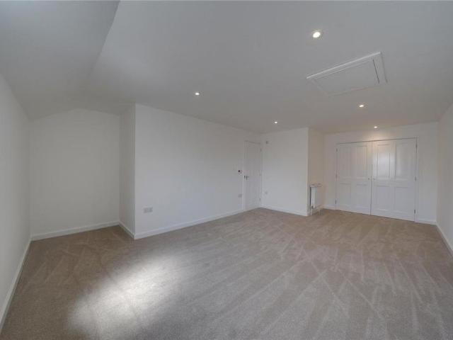 House for rent in Buckley Wells, Bury