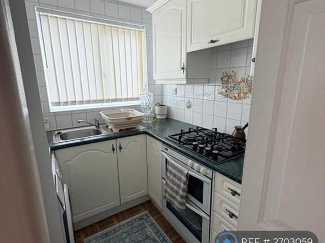 House for rent in Nangreaves, Wales
