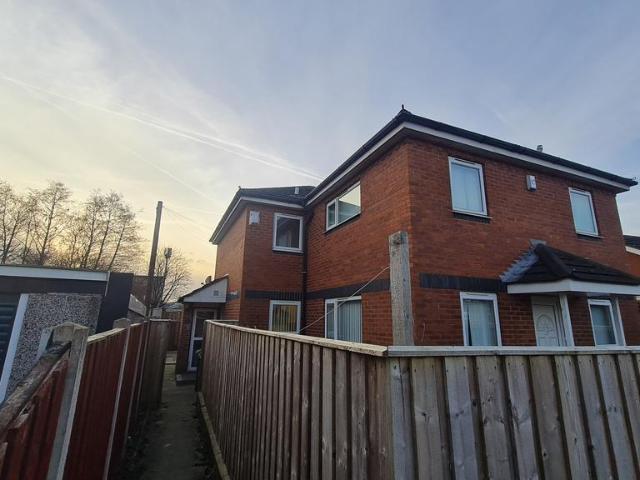House for rent in Purston Jaglin, West Yorkshire