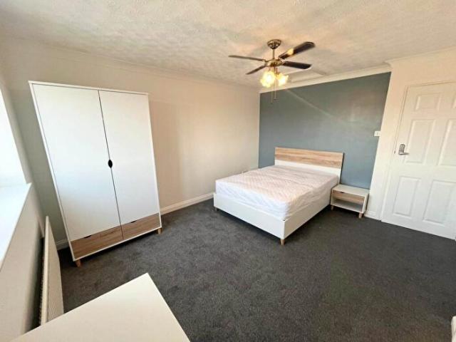 Apartment for rent in Elmsbrook, Evershot