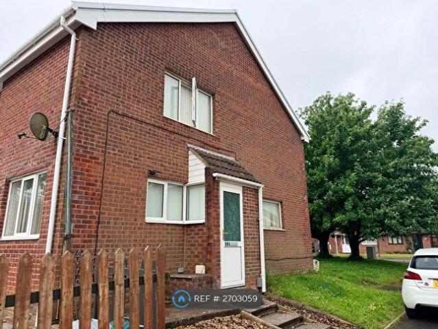Apartment for rent in Nangreaves, Wales