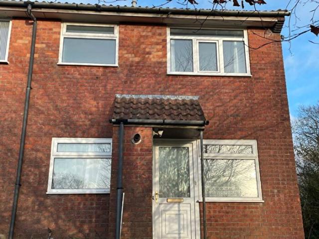 Apartment for rent in Nangreaves, Wales