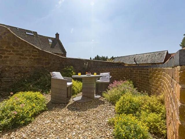 Apartment for rent in Evershot, Oxfordshire