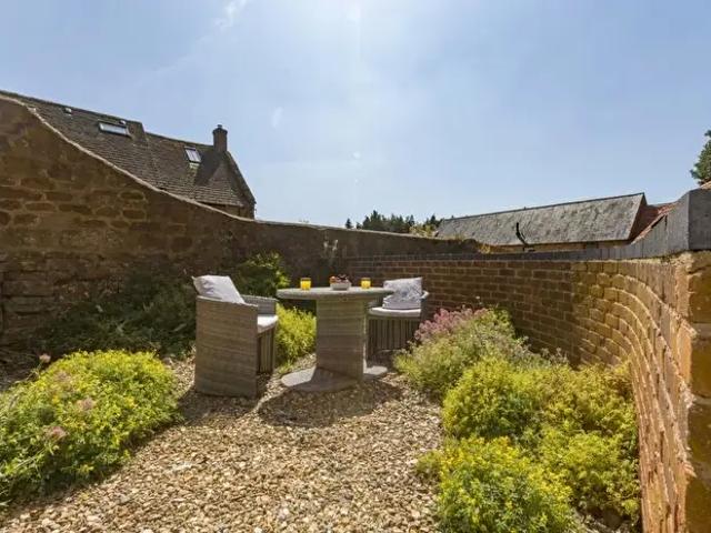 Apartment for rent in Evershot, Oxfordshire