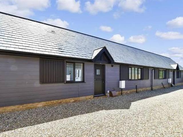 House for rent in West Sussex