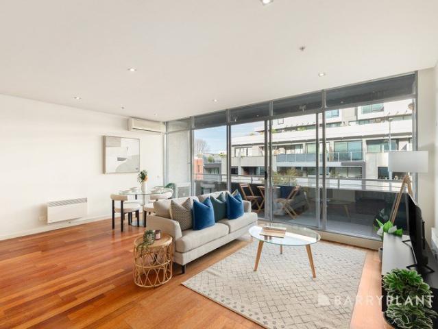 Apartment for sale in Port Melbourne, Melbourne