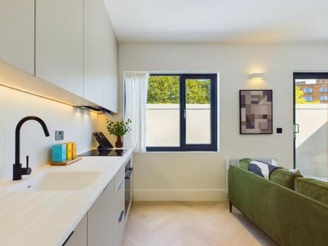 Apartment for rent in Cat Hill