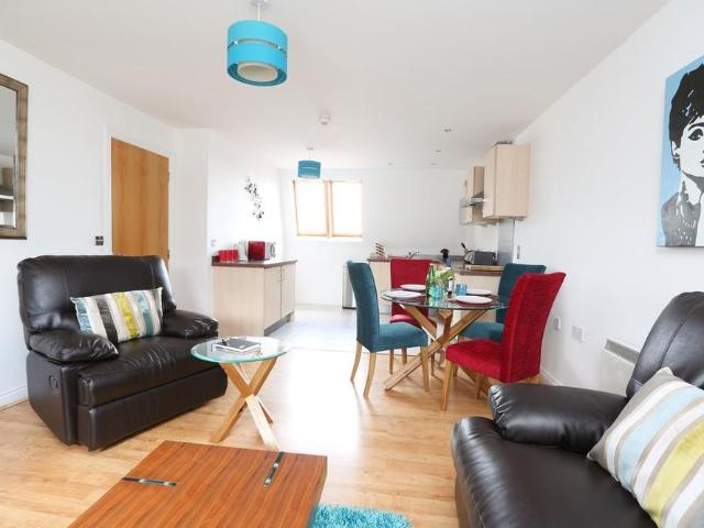 Apartment for rent in Sydenham, Green Close