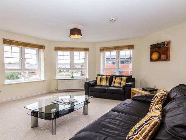 Apartment for rent in Cliff Hill, Green Close