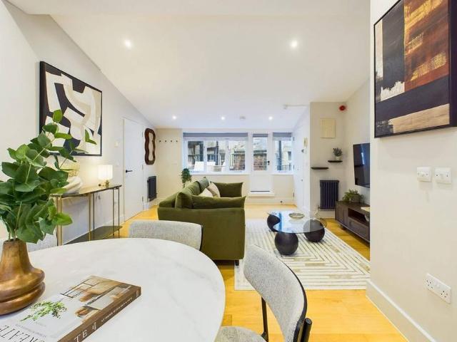 Apartment for rent in Soho, Greater London