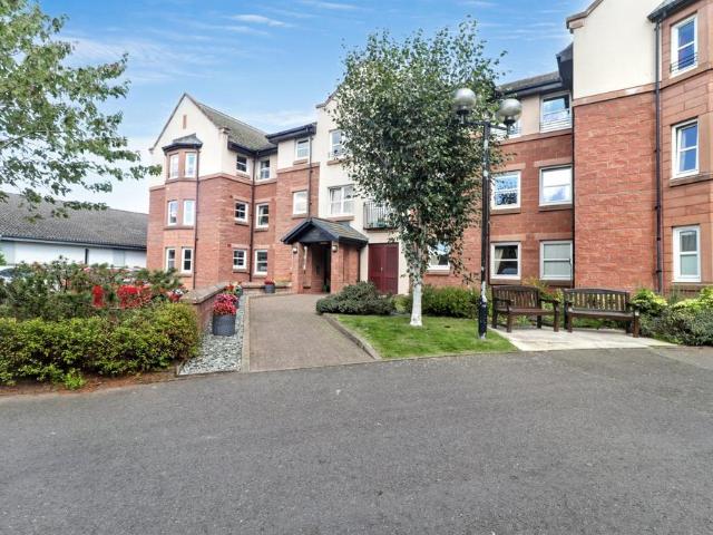 Flat for sale in Larchfield, Dumfries