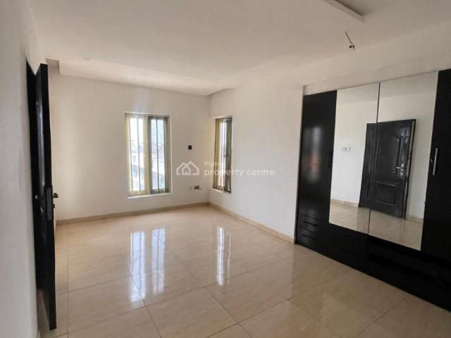 Flat for rent in Eti Osa, Lagos