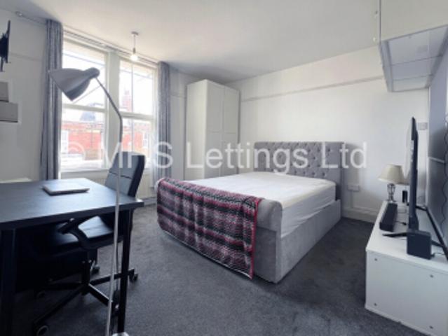 Room for rent in Woodhouse, Leeds