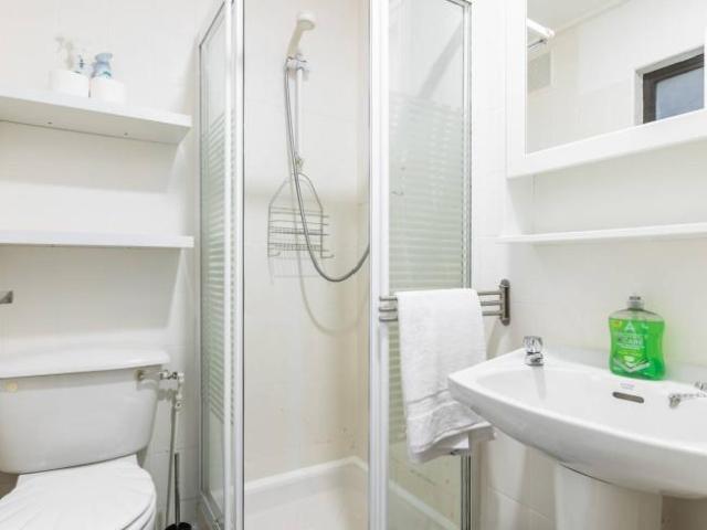 Property to rent in Bluebell, North Tipperary