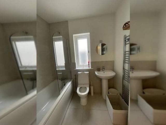 Property to rent in Dublin Docklands, Dublin