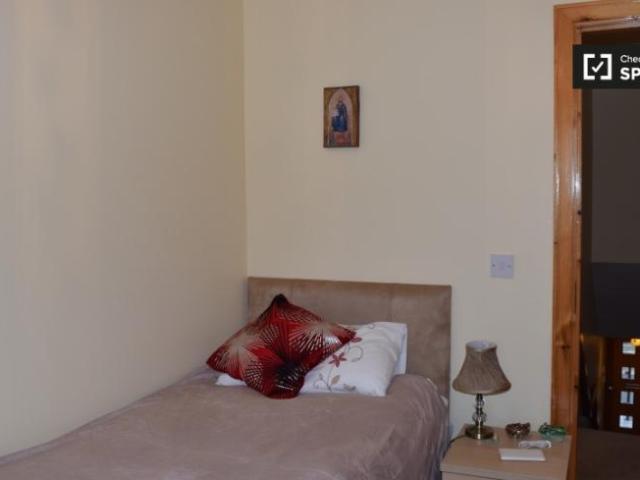 Property to rent in Bluebell, North Tipperary