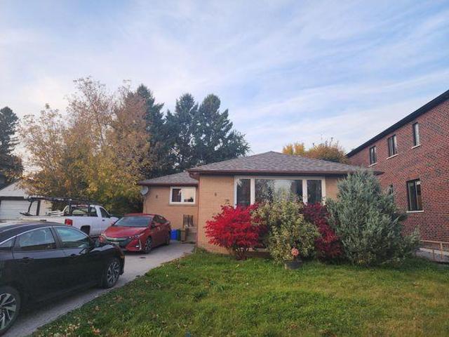 Room for rent in York, Ontario