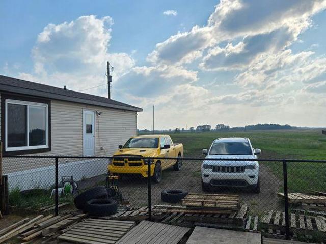 Room for rent in Beaver, Alberta