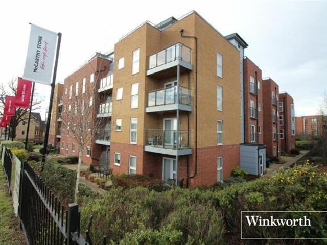 Room for sale in Elstree and Borehamwood, Borehamwood