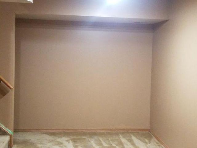 Room for rent in Northwest, Alberta