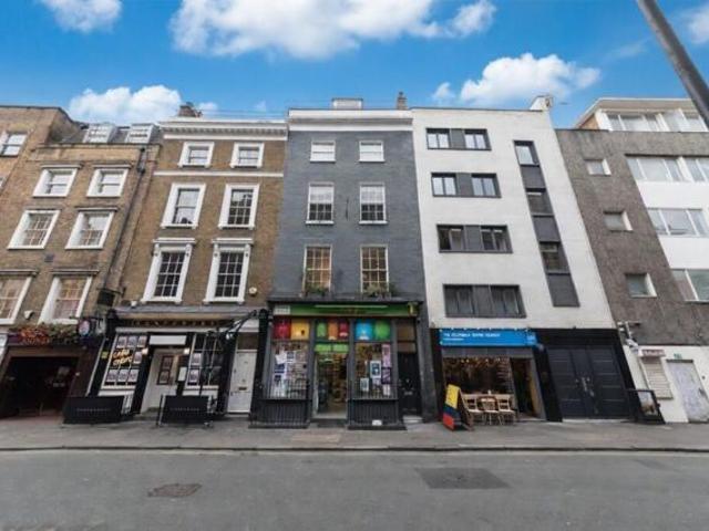 Room for sale in Soho, Greater London