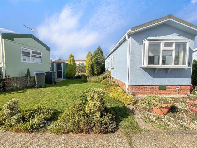 Room for sale in Broad Oak, The Bridge