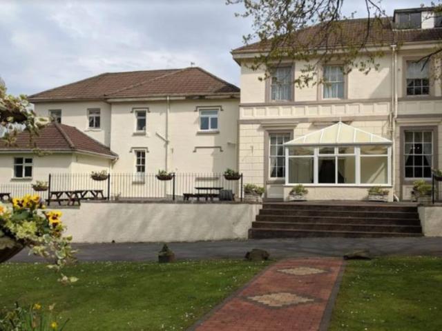 Room for rent in Clydach, Wales