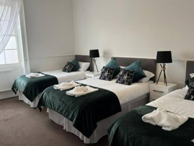 Room for rent in Clydach, Wales