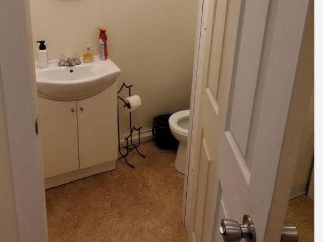 Room for rent in Cobourg, Ontario