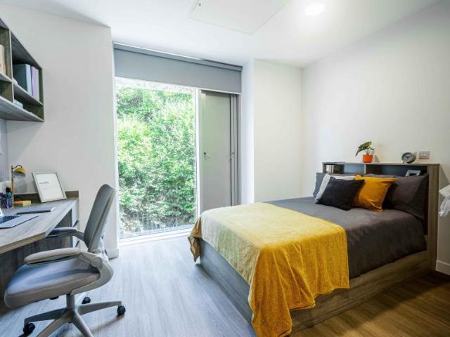 Room for rent in Spon End, West Midlands