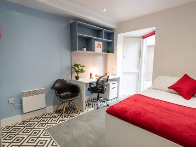 Room for rent in Spon End, West Midlands
