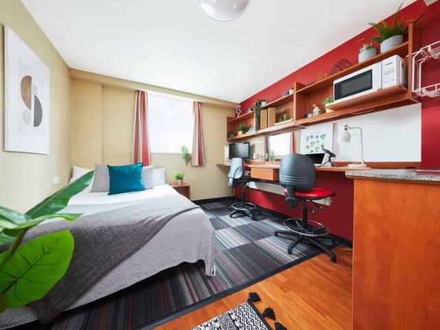 Room for rent in Spon End, West Midlands
