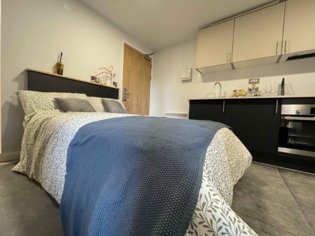 Room for rent in Little Chester, East Midlands