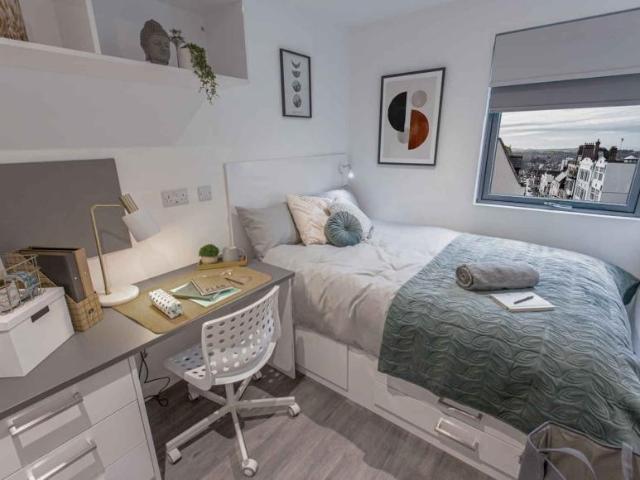 Room for rent in Watergate, Devon