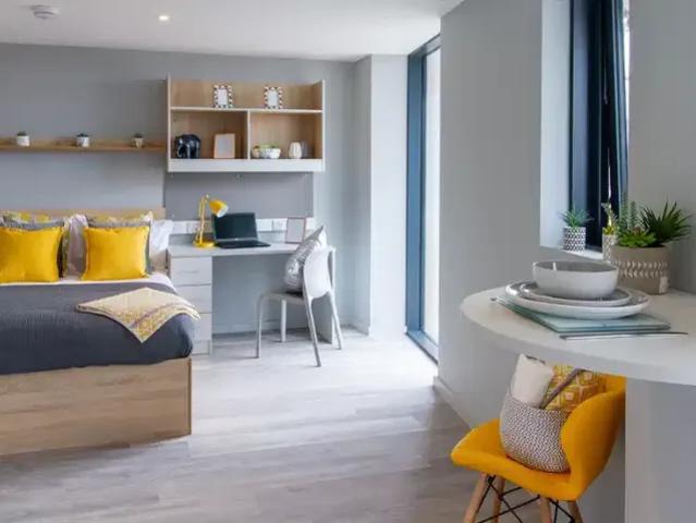 Room for rent in Watergate, Devon