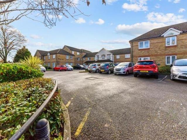 Room for sale in Falcon Lodge, Wales