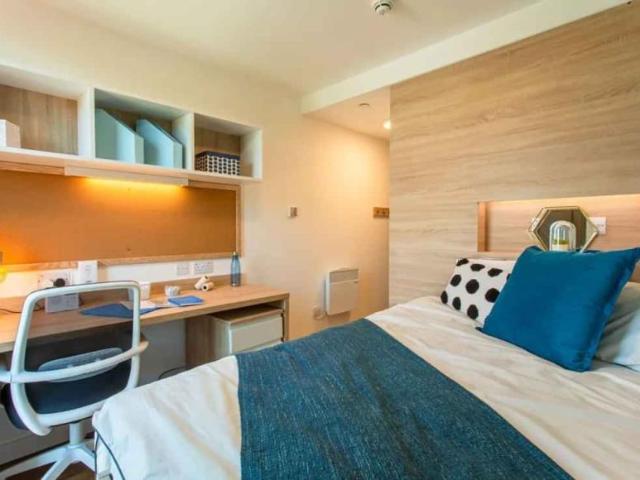 Room for rent in Guildford Park, Westborough