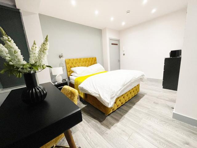 Room for rent in Lane, Greater London