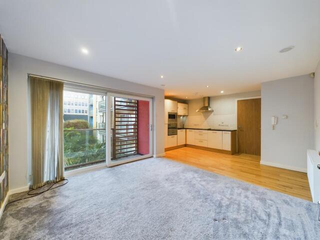 Room for sale in Old Town, Hull