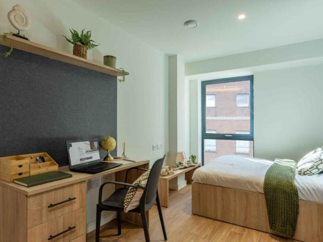 Room for rent in Leylands, West Yorkshire