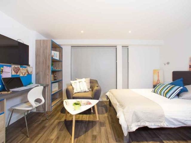 Room for rent in Bede Island, Old Wharf