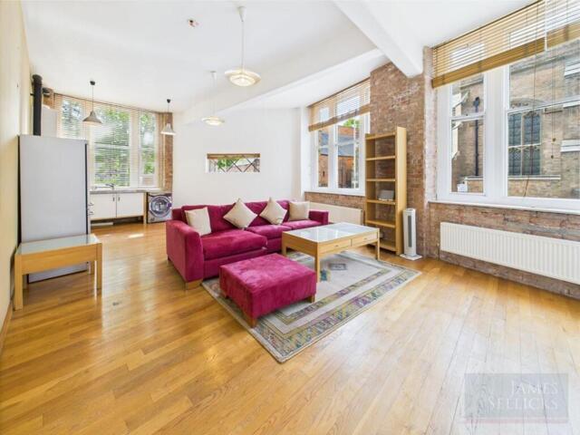 Room for sale in Black Friars, Old Wharf