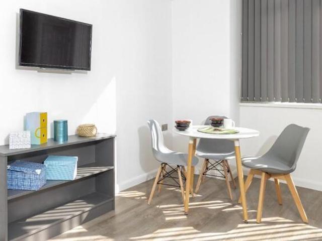 Room for rent in St Matthew's, Old Wharf