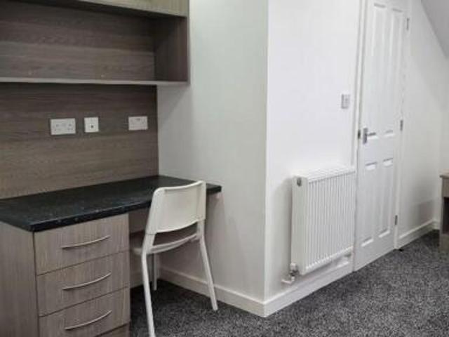 Room for rent in Highfields, Old Wharf